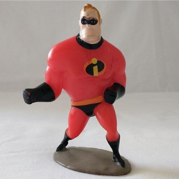 Mr Incredible The Incredibles Figure Cake Topper Disney Jaxx Pacific Plastic - Picture 1 of 9